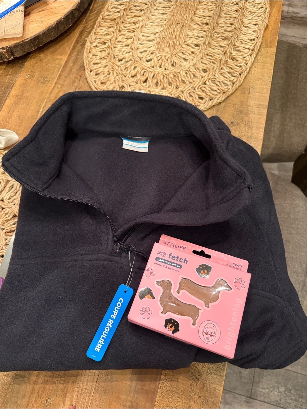 Columbia Black Quarter-Zip Fleece Pullover med with eye patches puppy dog nwt